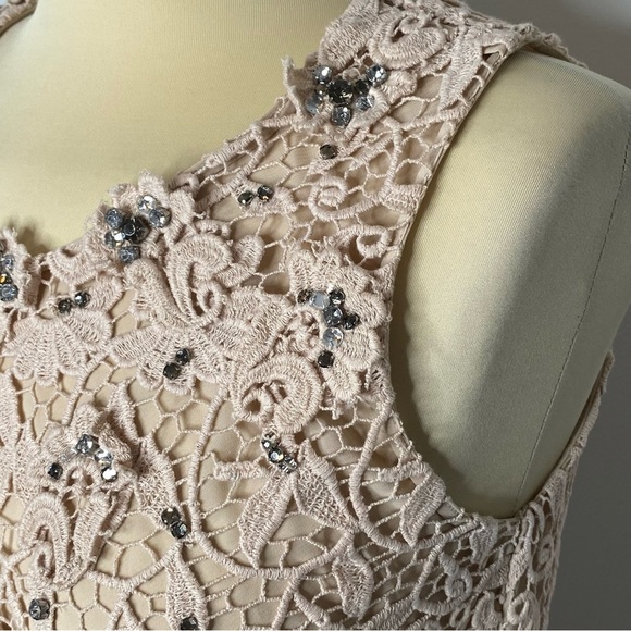 Ann Taylor Embroidered Lace Top - Picture 3 of 8